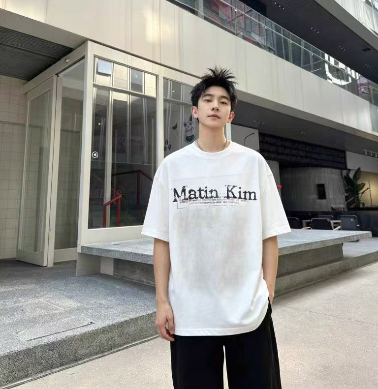 STAMP LOGO GRAPHIC OVERSIZE TOP FOR MEN IN WHITE