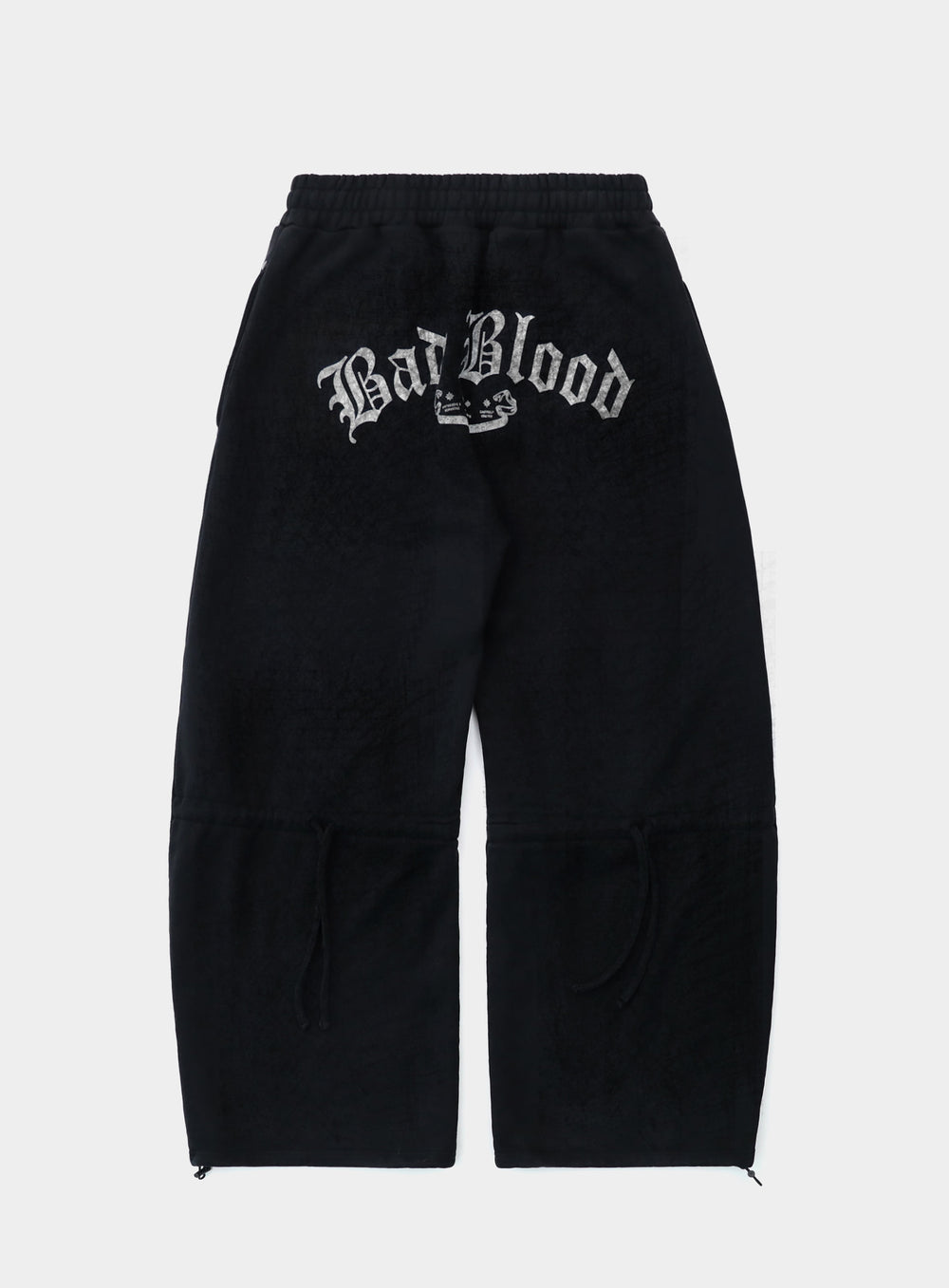 [w-pts25-016] Lion Patch 2 Way Curved Jogger - Washed Black