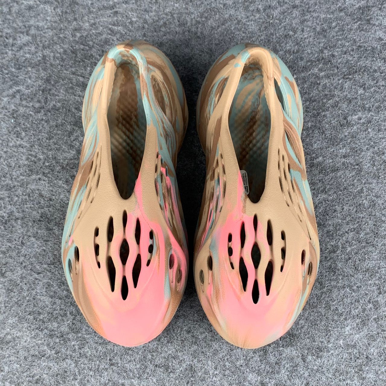 Yeezy Foam Runner 'MX Sand Grey'