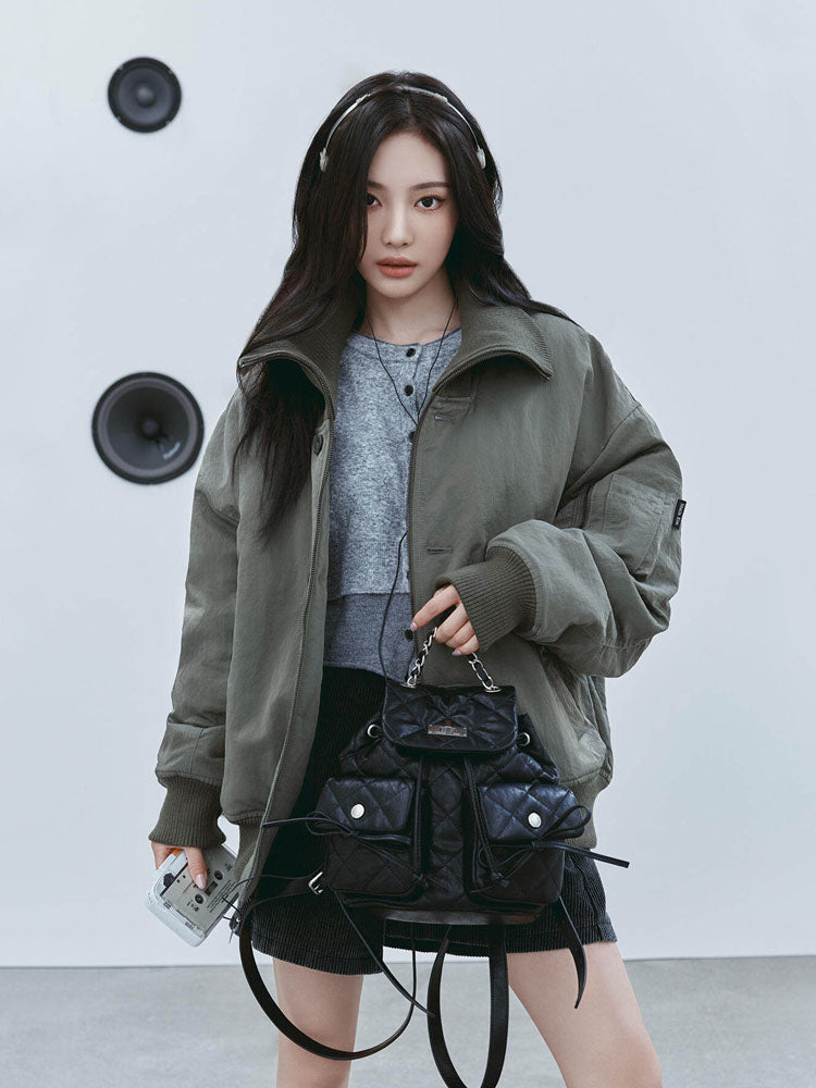 Modern high street retro punk heavy-duty drawstring flap-lined quilted backpack for the shoulders