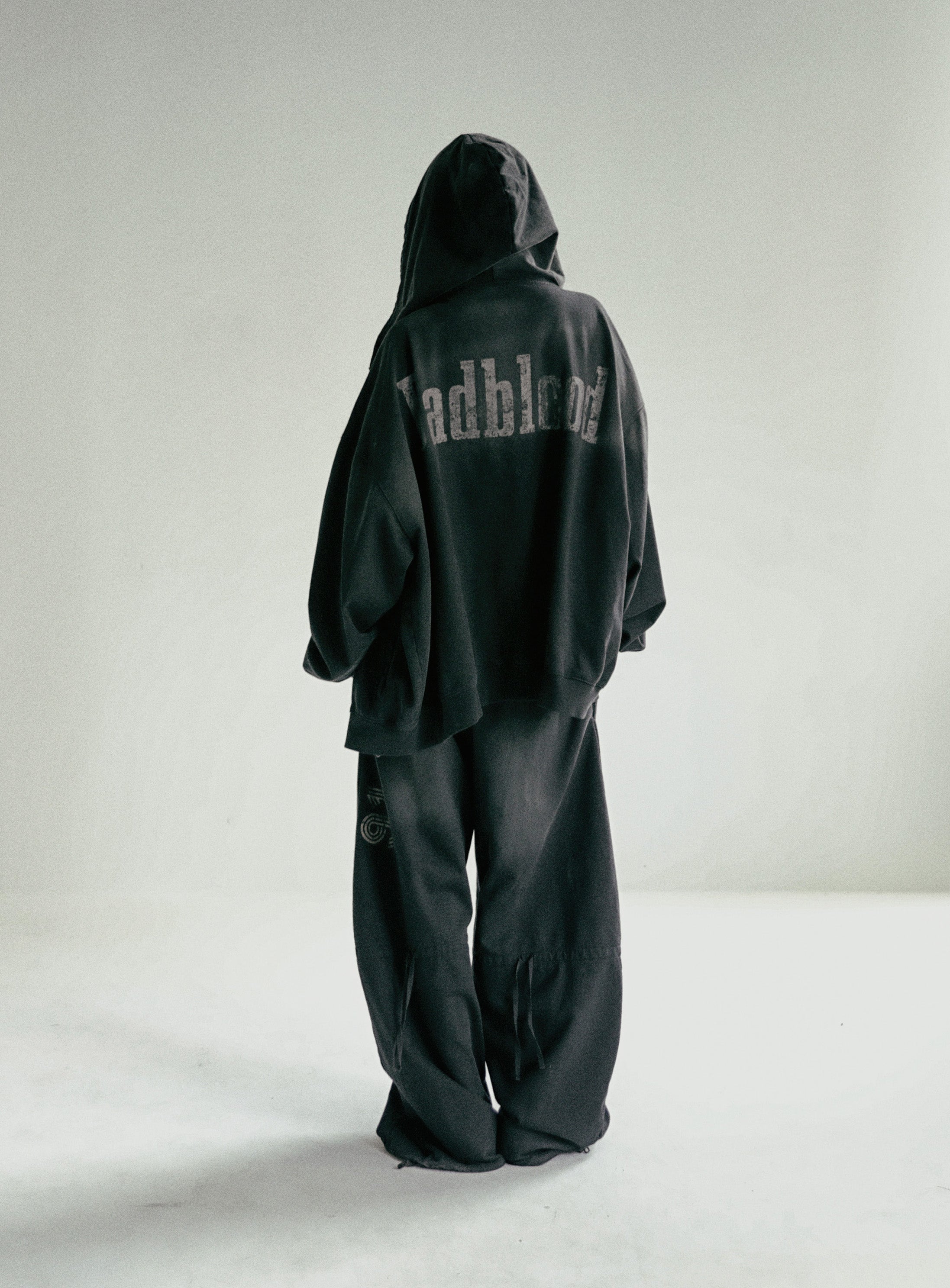 [w-pts24-082] Sun Faded 2 Jogger - Black