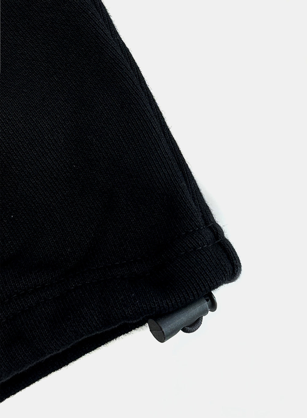 [w-pts25-016] Lion Patch 2 Way Curved Jogger - Washed Black